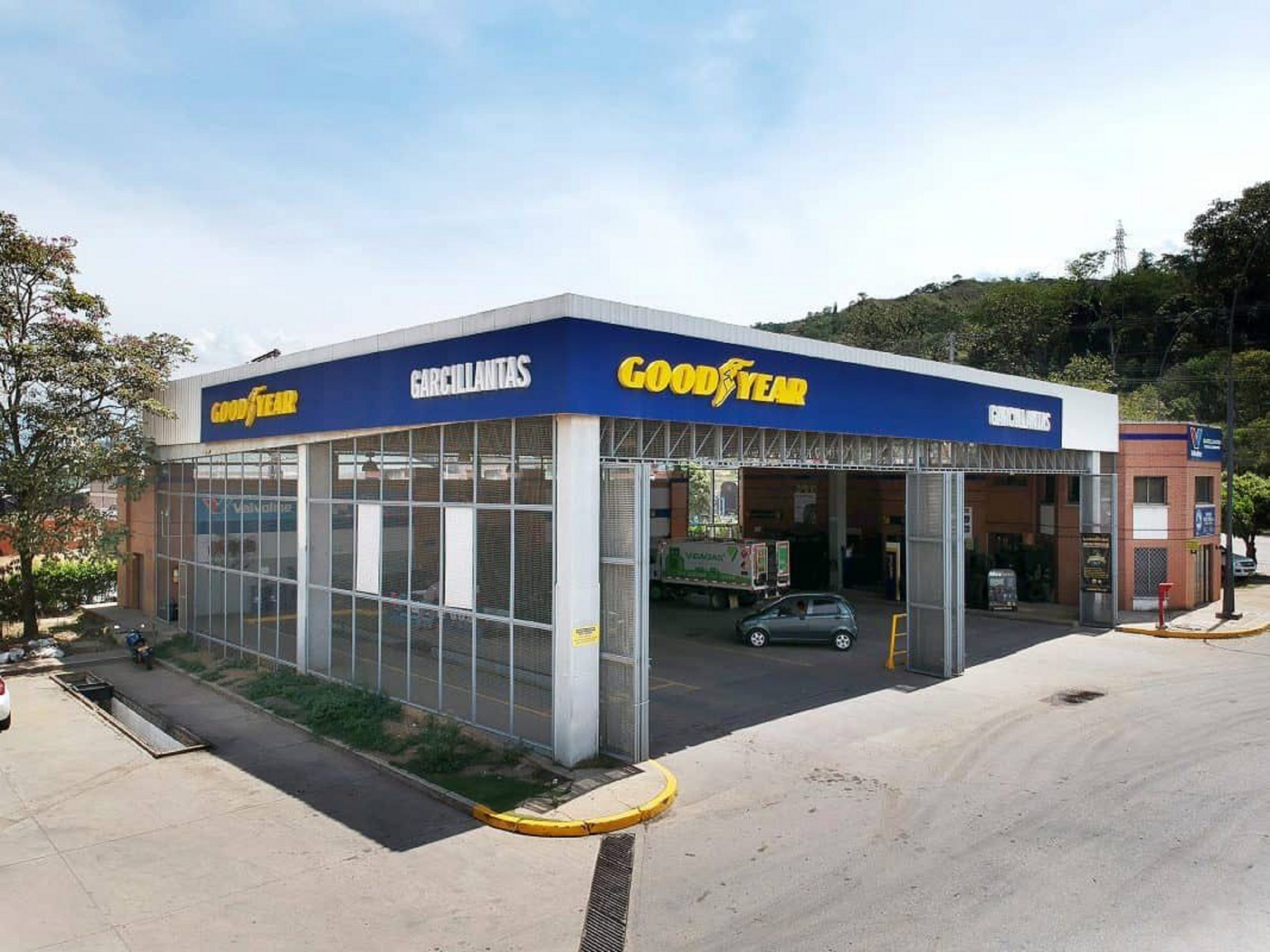 Prepare su vehículo para viajar seguro en Semana Santa