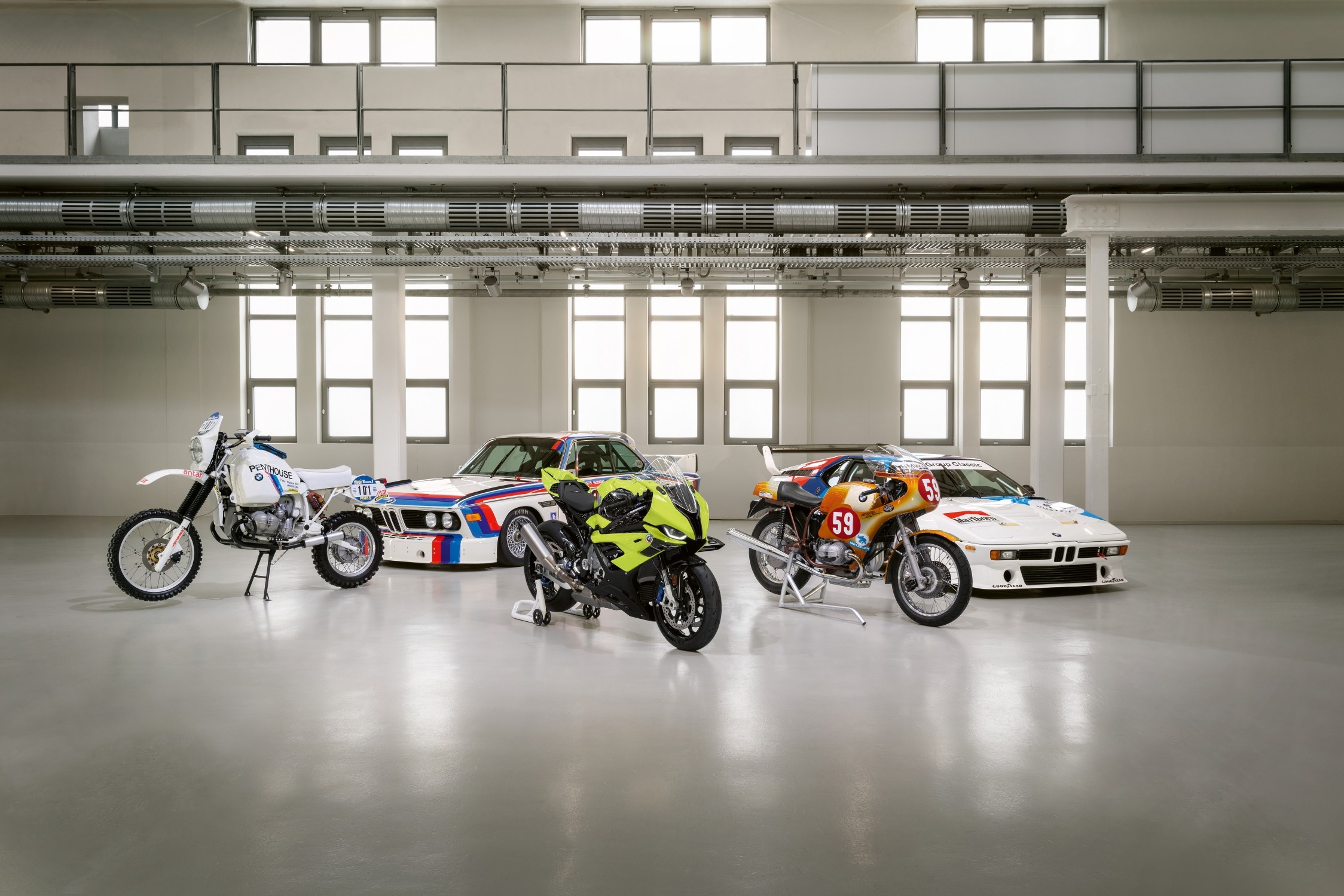 BMW Motorrad presenta laBMW M 1000 RR como el modelo de aniversario M RR 50 Years M