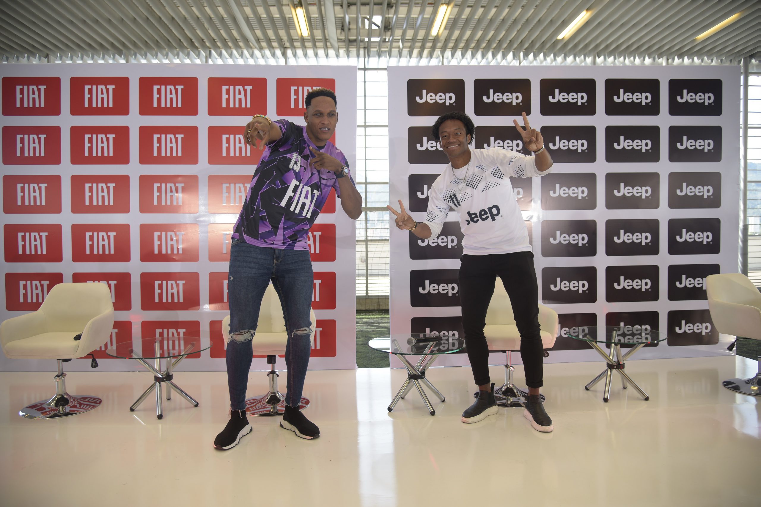 Juan Guillermo Cuadrado y Yerry Mina renuevan su contrato como embajadores de Jeep® y FIAT